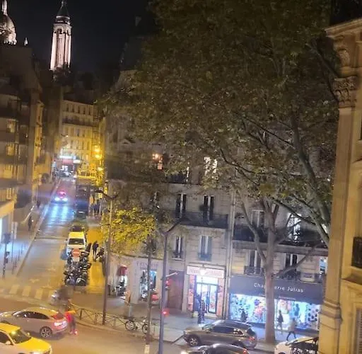 Près De Montmartre Appartement