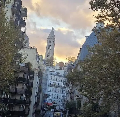 Appartement Près De Montmartre *